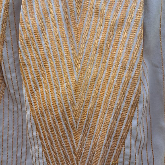 Dress - Picture 4 of 8